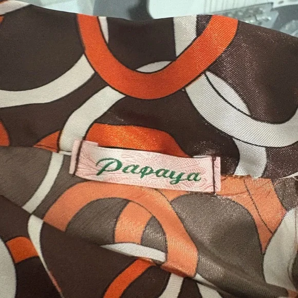 Papaya Brown and Orange Circle Pattern Blouse - Picture 3 of 3